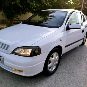 Opel Astra 2003