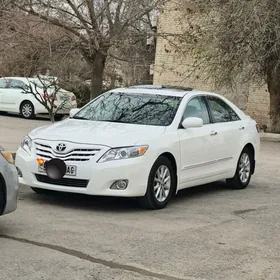 Toyota Camry 2010