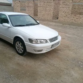 Toyota Camry 1999