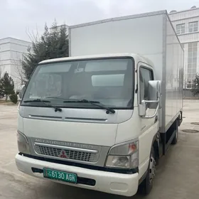 Mitsubishi Canter 2010