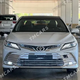 Toyota Camry 2024