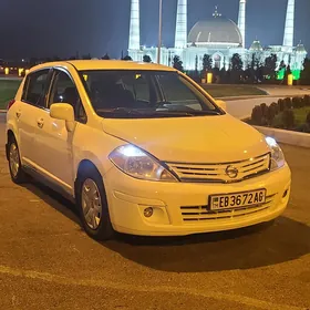 Nissan Versa 2010