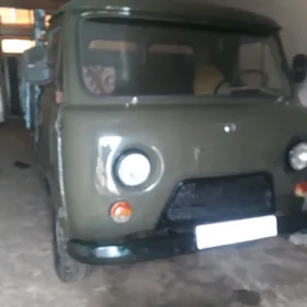 UAZ 469 1987