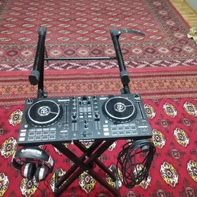 Dj.aparat model Numark