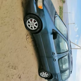 Toyota Sienna 2000