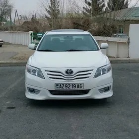 Toyota Camry 2010