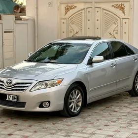 Toyota Camry 2010