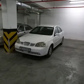 Daewoo Lacetti 2003