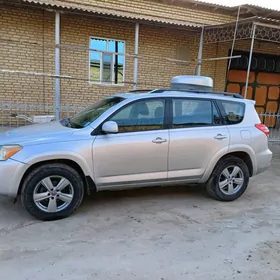 Toyota RAV4 2010