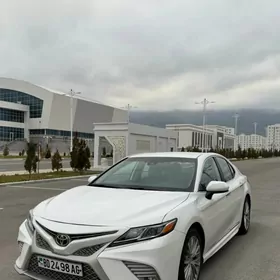 Toyota Camry 2020