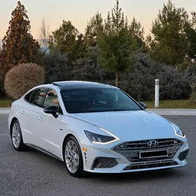 Hyundai Sonata 2021