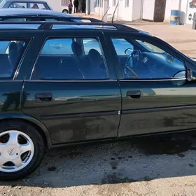 Opel Vectra 1998