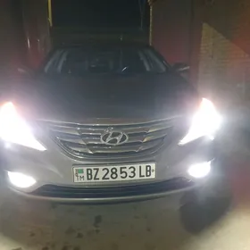 Hyundai Sonata 2012