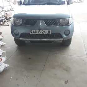 Mitsubishi L200 2008