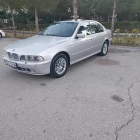 BMW E39 2002