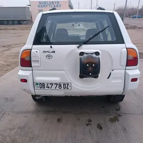 Toyota RAV4 1996