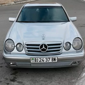 Mercedes-Benz E320 1998