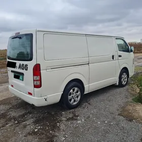 Toyota Hiace 2006