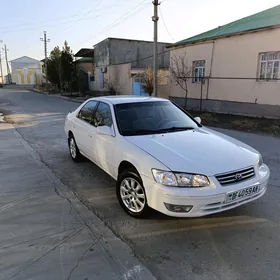 Toyota Camry 2001