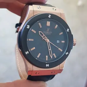 часы Hublot  sagat