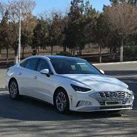 Hyundai Sonata 2020