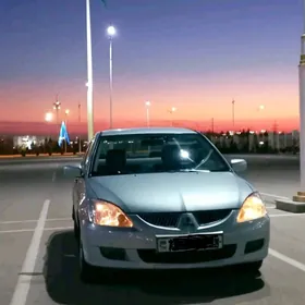 Mitsubishi Lancer 2005