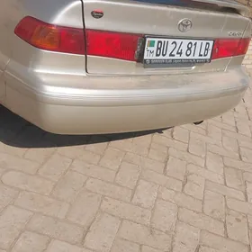 Toyota Camry 2000