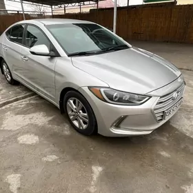 Hyundai Elantra 2016