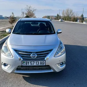 Nissan Versa 2014