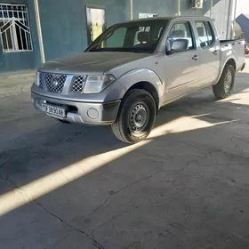 Nissan Navara 2011