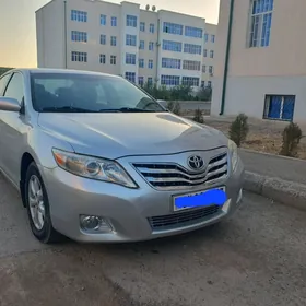 Toyota Camry 2011