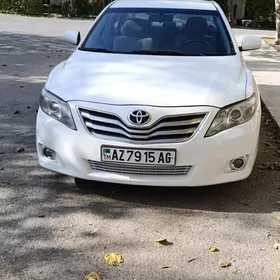 Toyota Camry 2010