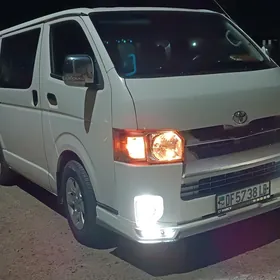 Toyota Hiace 2007