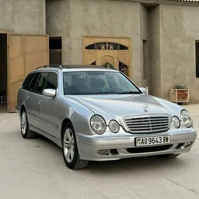 Mercedes-Benz E320 2000