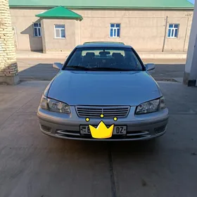 Toyota Camry 2001