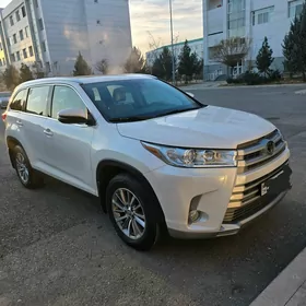 Toyota Highlander 2019