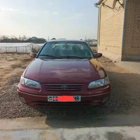 Toyota Camry 1998