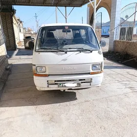 Toyota Hiace 1989