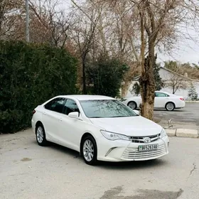 Toyota Camry 2016