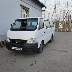 Nissan Urvan 2007