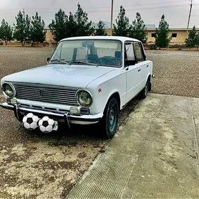 Lada 2104 1985