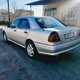 Mercedes-Benz W201 1994