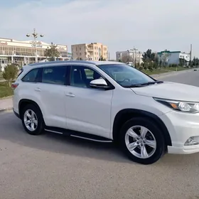 Toyota Highlander 2015