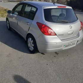 Nissan Versa 2009