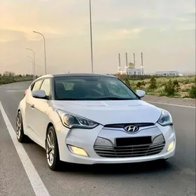 Hyundai Veloster 2013