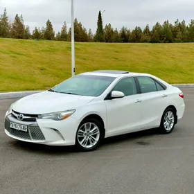 Toyota Camry 2017