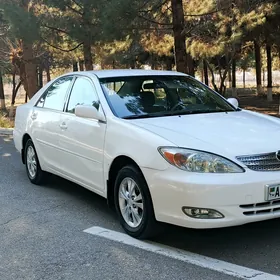 Toyota Camry 2004