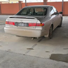 Toyota Camry 2000