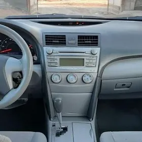 Toyota Camry 2011