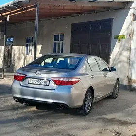 Toyota Camry 2016